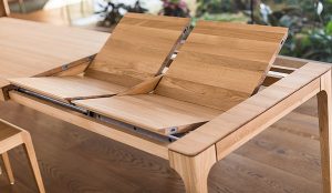 drevené jedálenske stoly karpiš