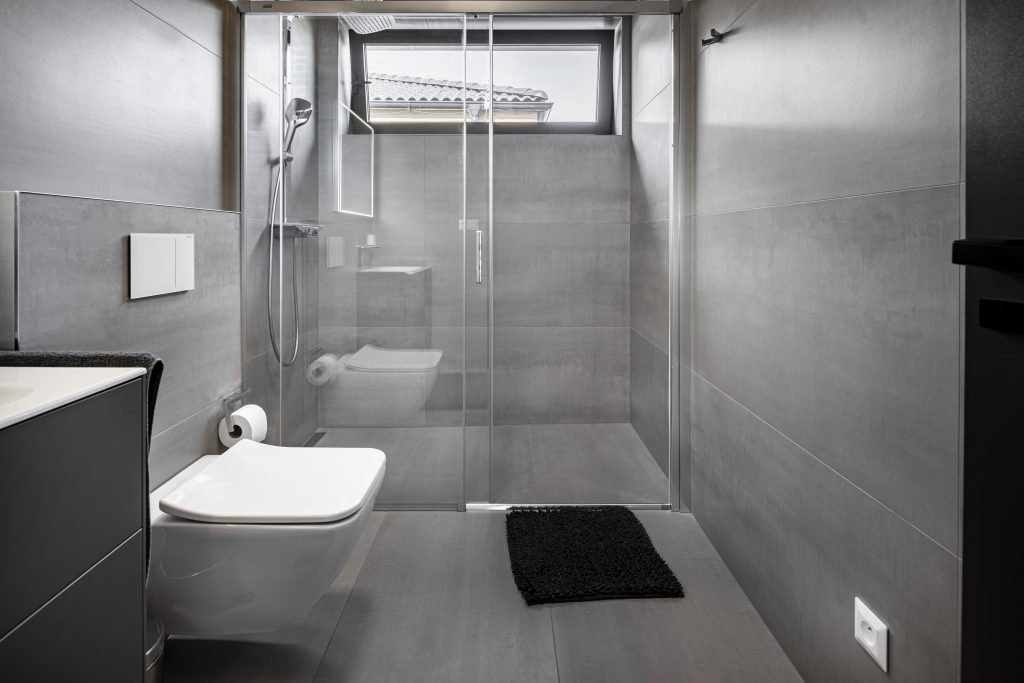 Sivá moderná kúpeľna Domoss