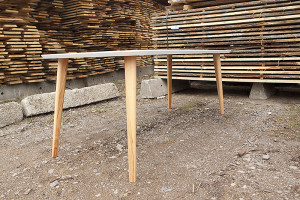 drevený jedálenský stôl masív karpiš